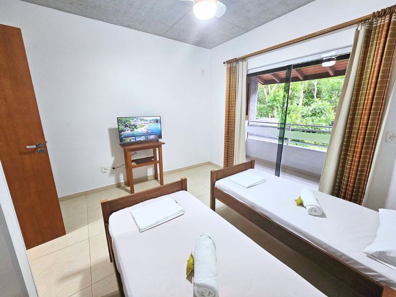 Duplex com Varanda Hor (1)