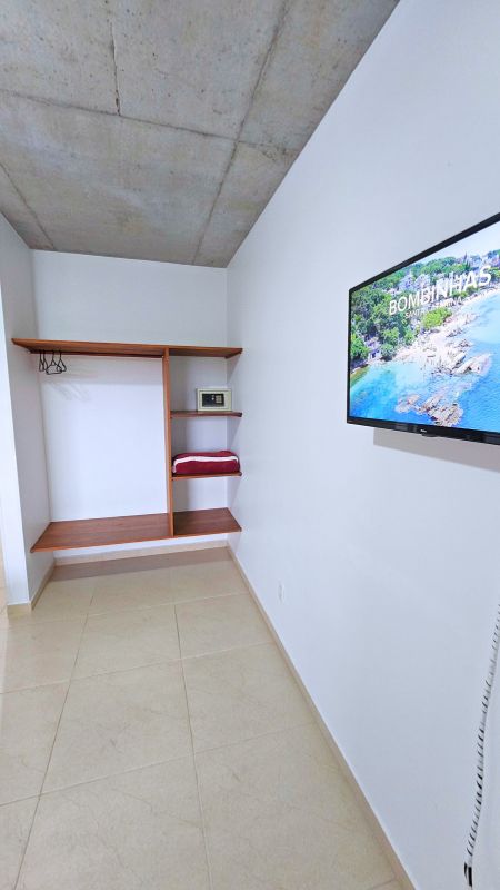 Duplex com Varanda Ver (11)