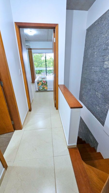 Duplex com Varanda Ver (21)