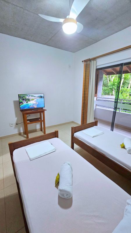 Duplex com Varanda Ver (26)