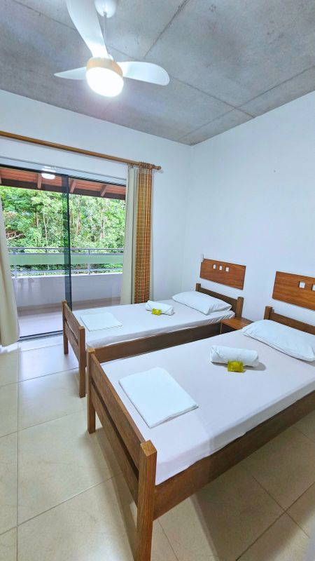 Duplex com Varanda Ver (27)