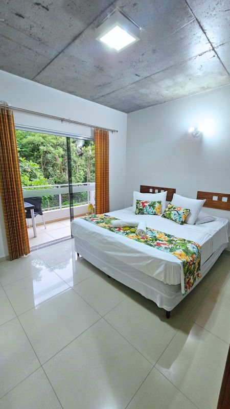 Suite com Varanda Ver (2)