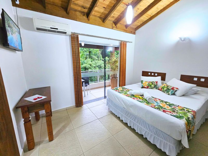 Suites com Varanda Horizontais (21)