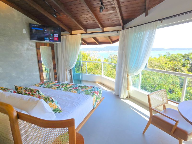 Master Suite com Banheira e vista para o mar (17)