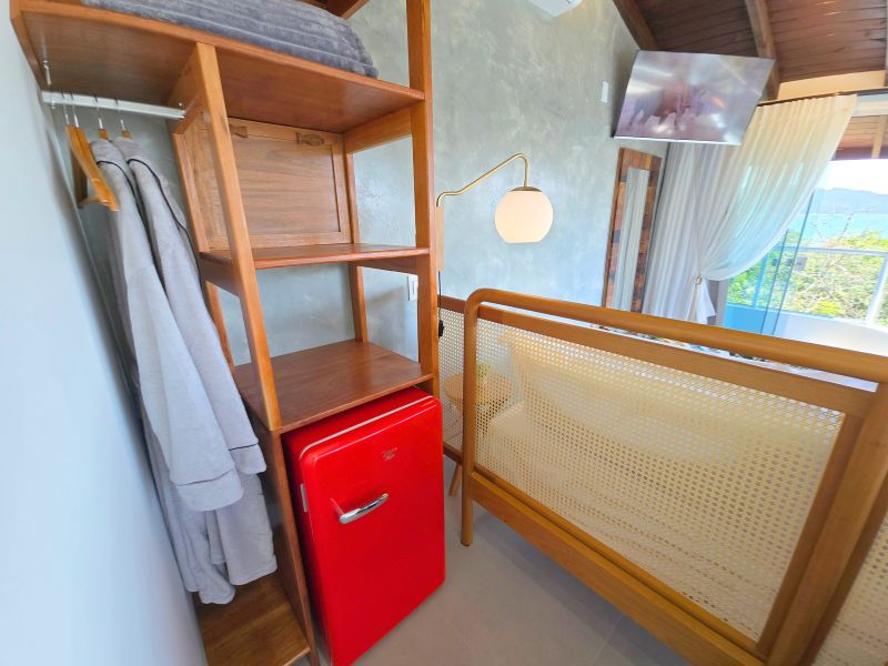 Master Suite com Banheira e vista para o mar (23)