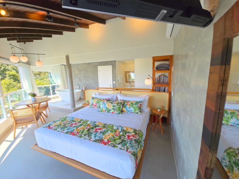 Master Suite com Banheira e vista para o mar (33)