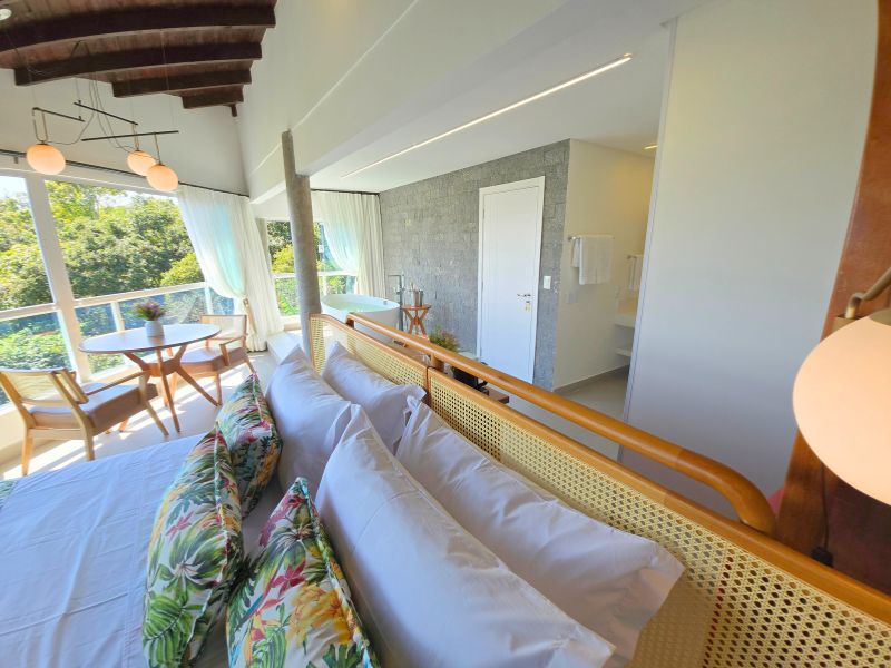 Master Suite com Banheira e vista para o mar (34)